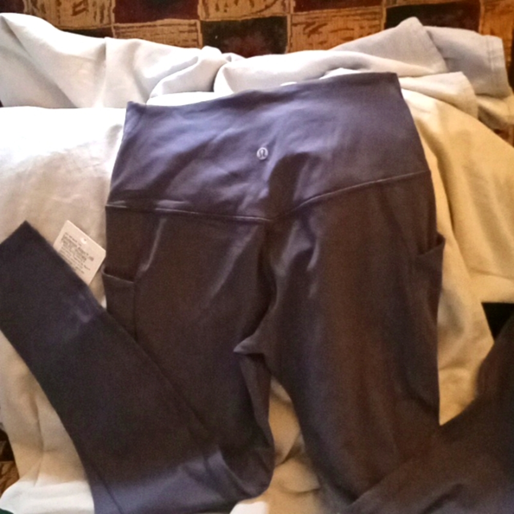 Lululemon Women's size 8 leggings